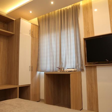 Gold Crown Apartments Jagodina Bagian luar foto